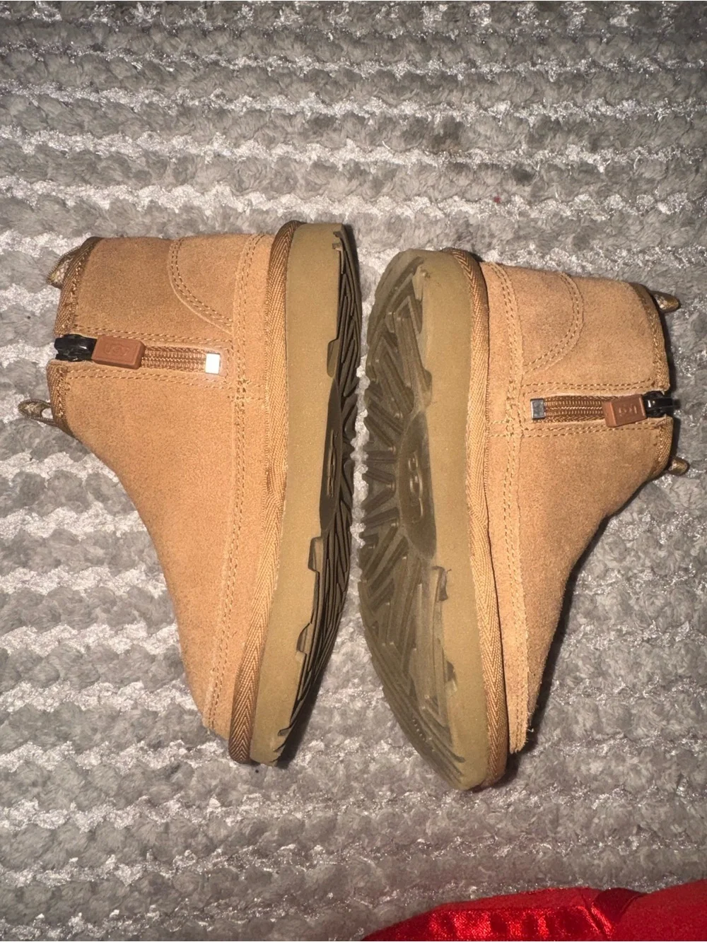 UGG Kids Chestnut Suede Fur-Lined Zip Booties